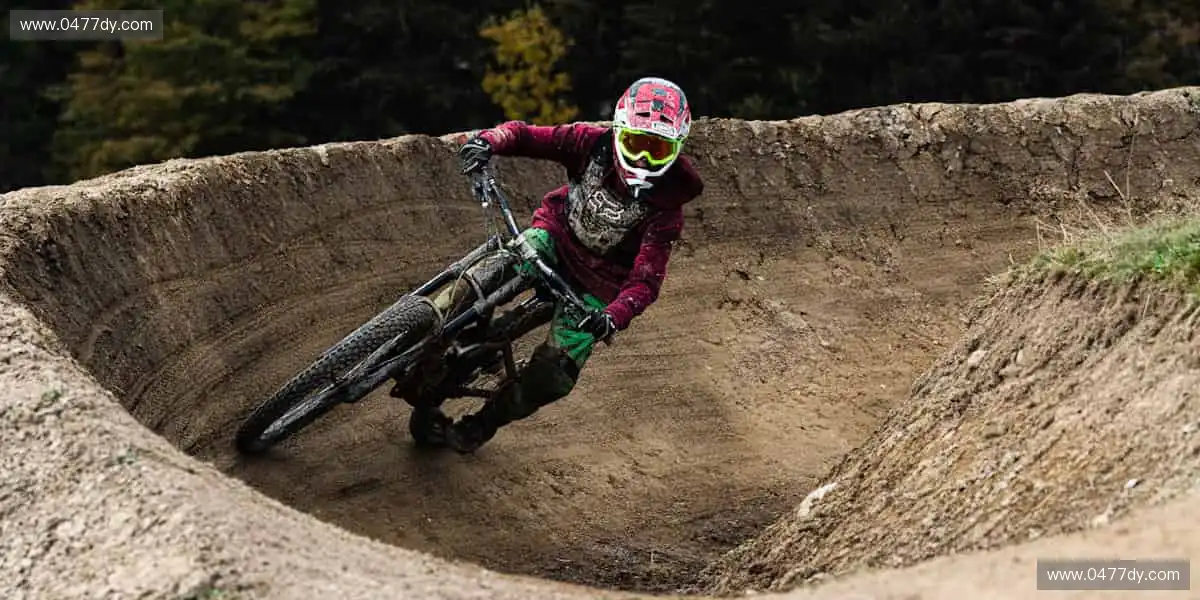 直播瞬间，全球同频！📱🏀